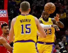 开云体育APP注册登录-西甲倒计时，洛杉矶湖人转会期调整名单，细节引发关注，压力陡增，球队文化再被提及的简单介绍