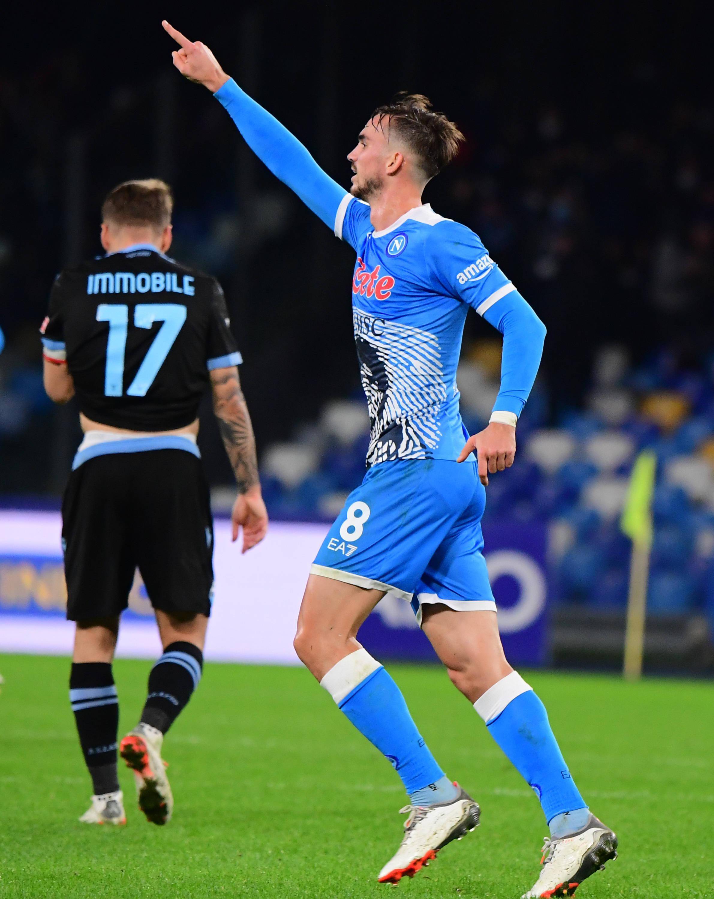 开云体育iOS版下载-多特蒙德对巴黎圣日耳曼